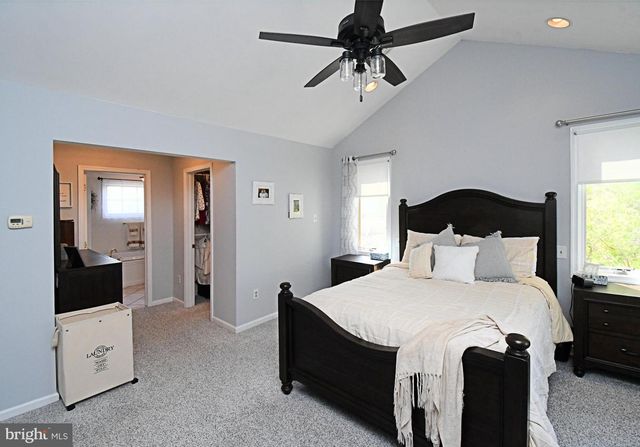 528 BERKLEY AVE, Jenkintown, PA 19046