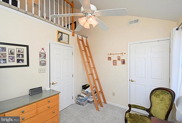 528 BERKLEY AVE, Jenkintown, PA 19046