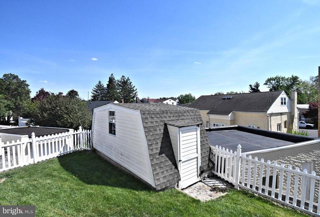 528 BERKLEY AVE, Jenkintown, PA 19046