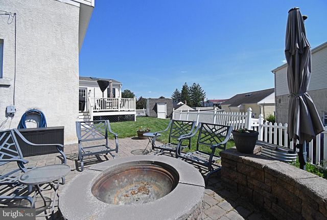 528 BERKLEY AVE, Jenkintown, PA 19046