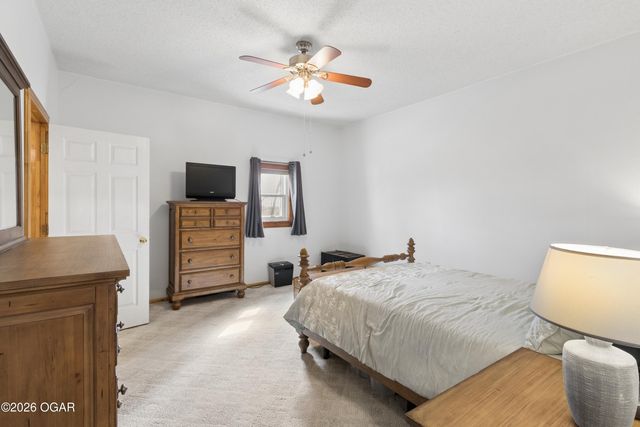 15915 S 1425 Road, Stockton, MO 65785