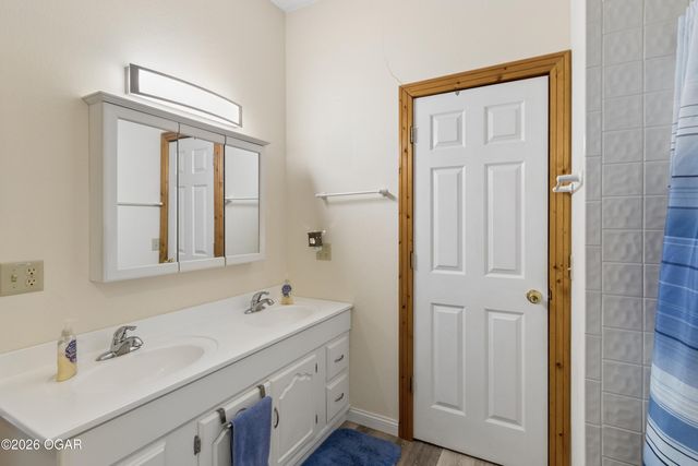 15915 S 1425 Road, Stockton, MO 65785