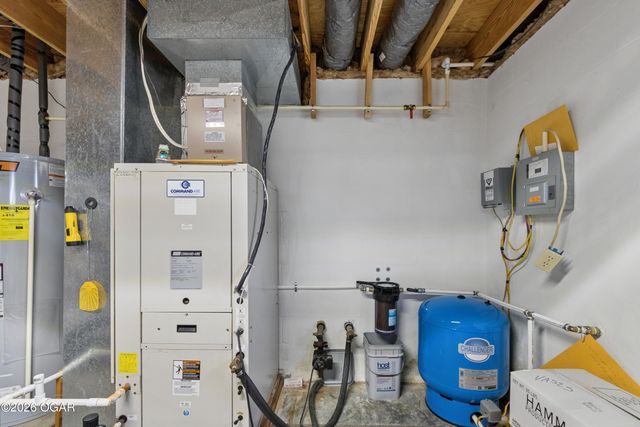 15915 S 1425 Road, Stockton, MO 65785