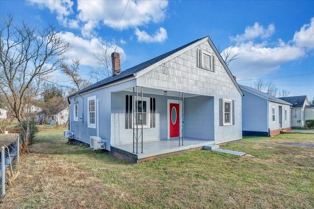 1920 Daniels Creek RD, Collinsville, VA 24078