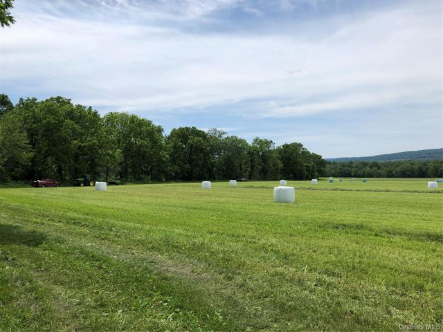 181 Huguenot Street, New Paltz, NY 12561