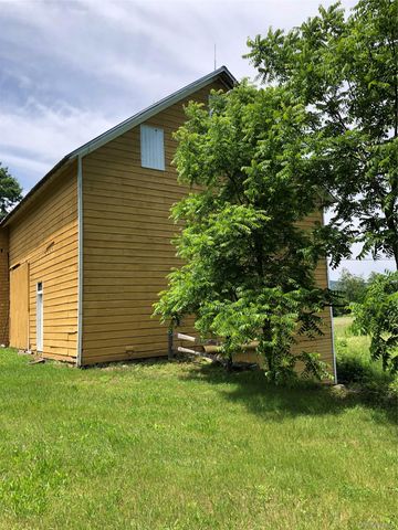 181 Huguenot Street, New Paltz, NY 12561