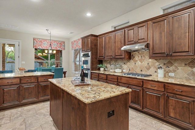 2828 Collingwood DR, Round Rock, TX 78665