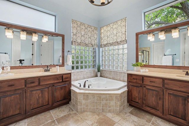 2828 Collingwood DR, Round Rock, TX 78665