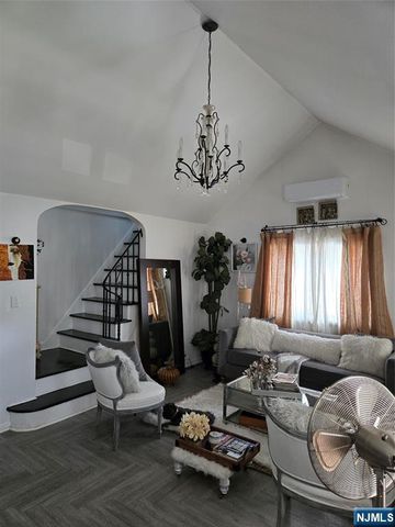 239 Baldwin, Hasbrouck Heights, NJ 07604