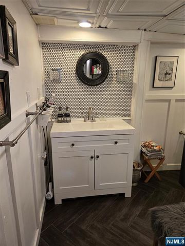 239 Baldwin, Hasbrouck Heights, NJ 07604