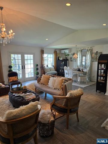 239 Baldwin, Hasbrouck Heights, NJ 07604