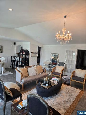 239 Baldwin, Hasbrouck Heights, NJ 07604