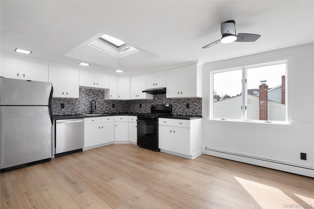 45 Wolfle Street 2, Glen Cove, NY 11542