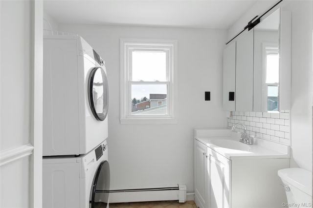 45 Wolfle Street 2, Glen Cove, NY 11542