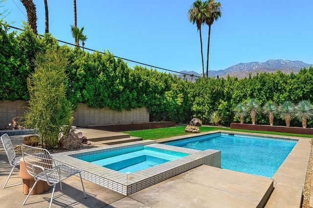 2639 E Livmor Avenue, Palm Springs, CA 92262