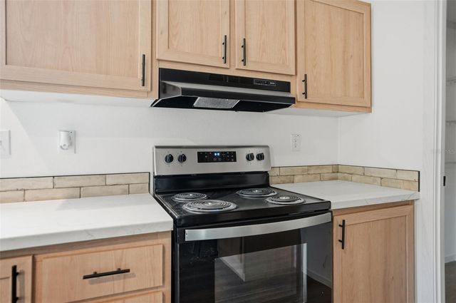 25924 WHIPPERWILL STREET, Brooksville, FL 34601