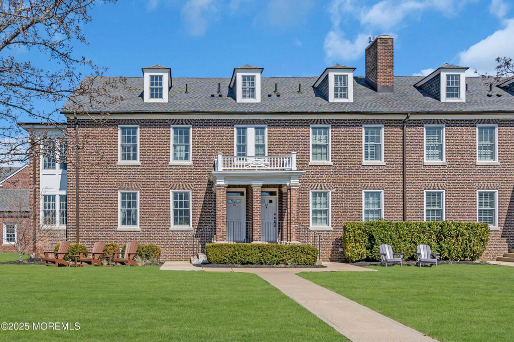 15 Russel Avenue, Oceanport, NJ 07757