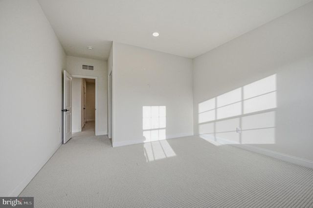 271 GROVE VIEW DR., Hockessin, DE 19707