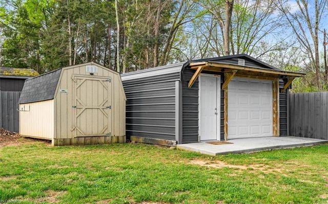 1815 Delmar Drive, Greensboro, NC 27406