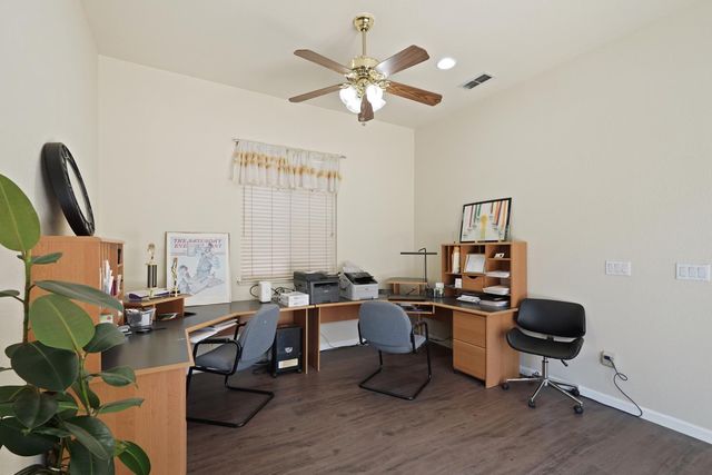 6259 Riverbank Cir, Stockton, CA 95219