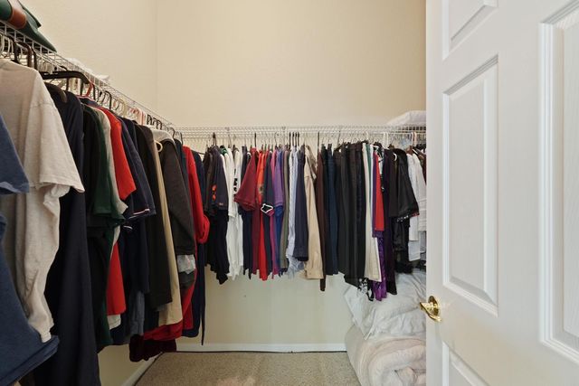 6259 Riverbank Cir, Stockton, CA 95219