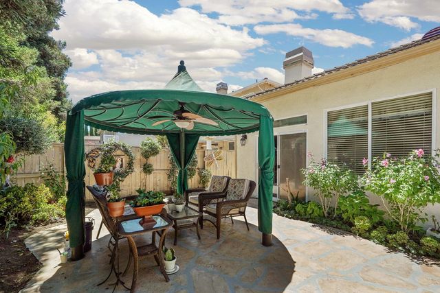 6259 Riverbank Cir, Stockton, CA 95219