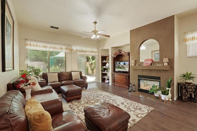 6259 Riverbank Cir, Stockton, CA 95219