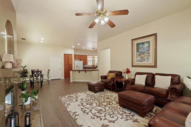 6259 Riverbank Cir, Stockton, CA 95219