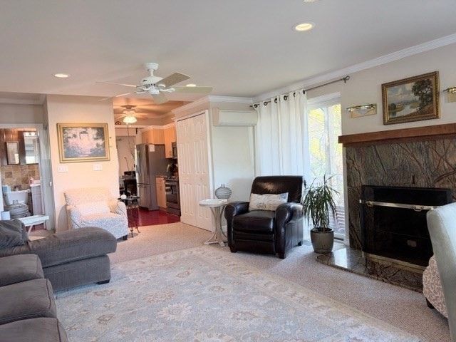 38 Lake Ave 1, Woburn, MA 01801
