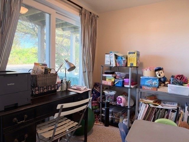 38 Lake Ave 1, Woburn, MA 01801
