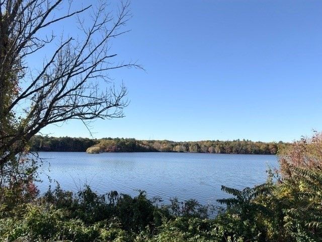 38 Lake Ave 1, Woburn, MA 01801