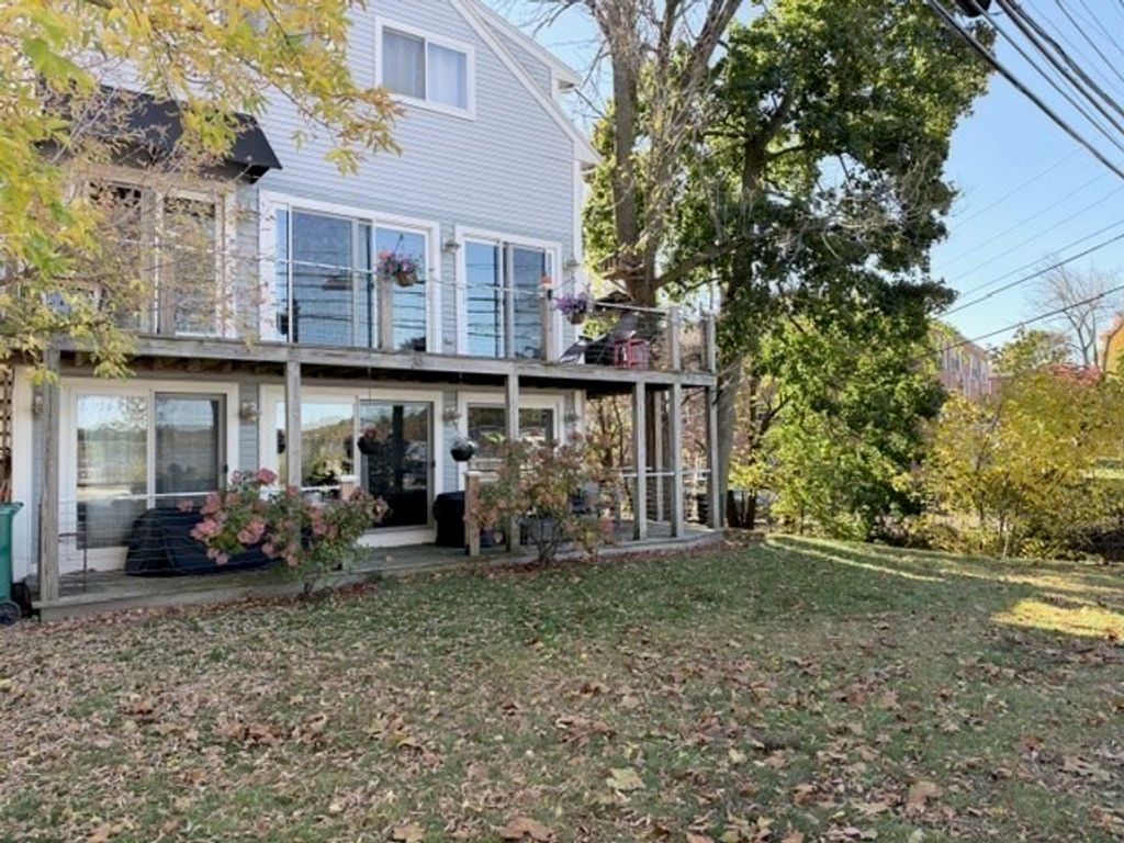 38 Lake Ave 1, Woburn, MA 01801
