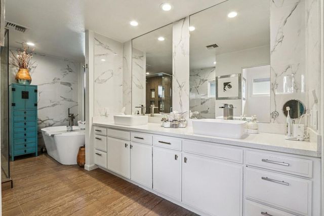 37223 Palmdale Road, Rancho Mirage, CA 92270