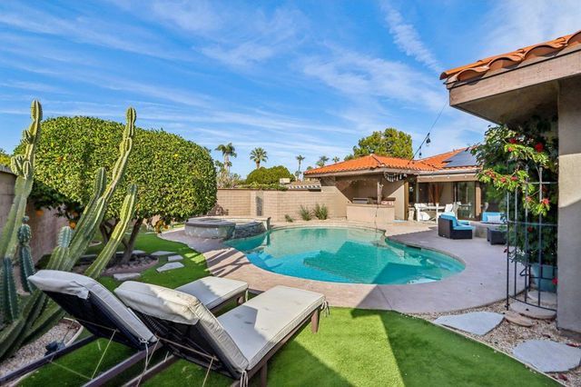 37223 Palmdale Road, Rancho Mirage, CA 92270