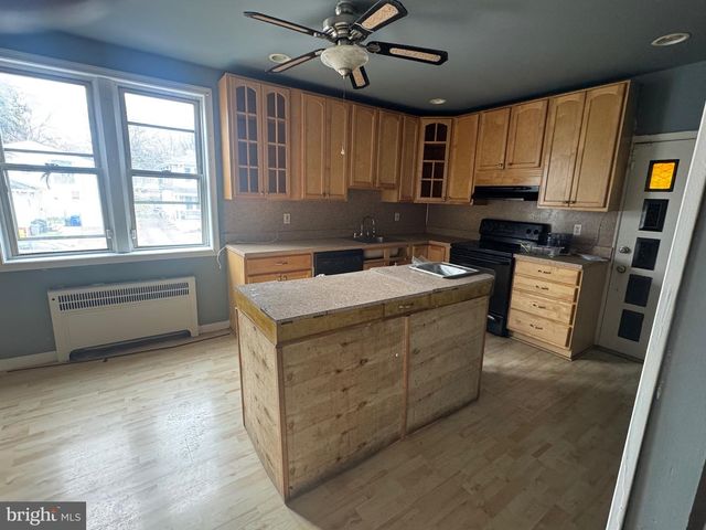 1825 ERLEN RD, Elkins Park, PA 19027