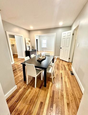 14 Elm Ave, Holbrook, MA 02343