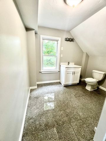 14 Elm Ave, Holbrook, MA 02343