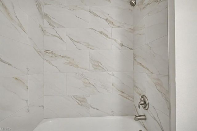 178 Shelby DR, Newport News, VA 23608