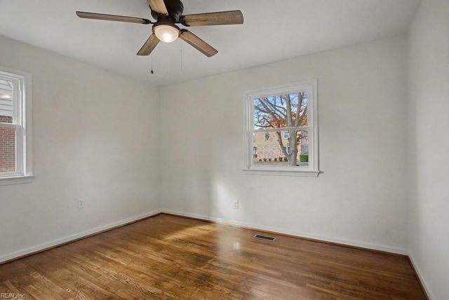 178 Shelby DR, Newport News, VA 23608