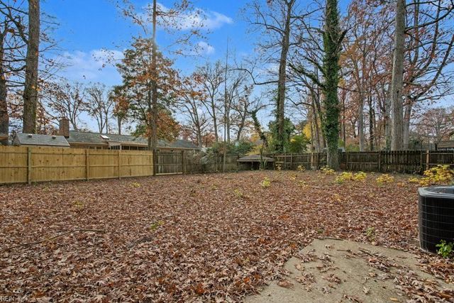 178 Shelby DR, Newport News, VA 23608