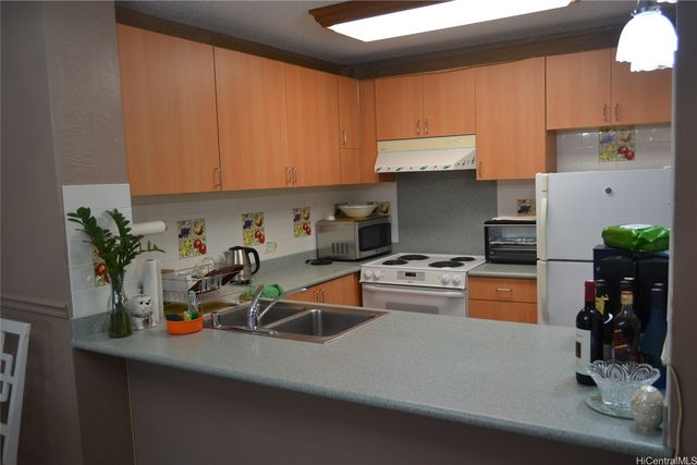 98-410 Koauka Loop 4C, Aiea, HI 96701