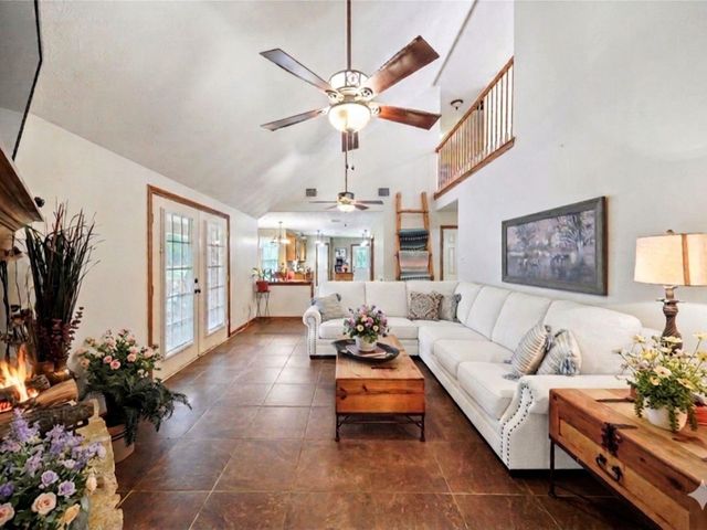 19215 Veterans Road, Magnolia, TX 77355