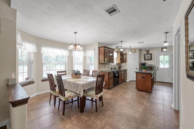 19215 Veterans Road, Magnolia, TX 77355