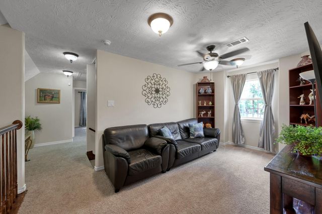 19215 Veterans Road, Magnolia, TX 77355