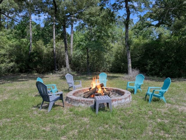 19215 Veterans Road, Magnolia, TX 77355