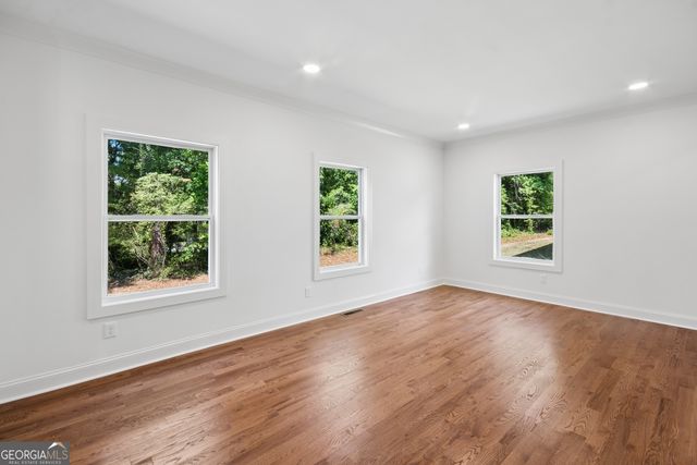 2307 Whites Mill Road, Decatur, GA 30032