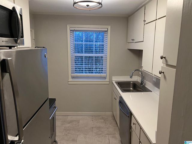 204 FOX HALL ROAD, Mountain Brook, AL 35213