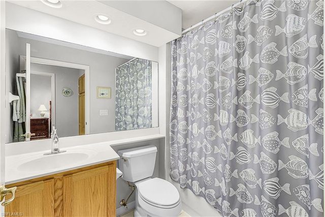 4141 Bay Beach LN 442, Fort Myers Beach, FL 33931