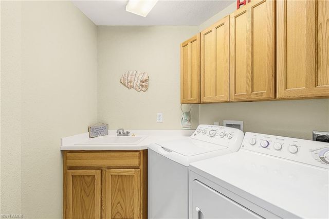 4141 Bay Beach LN 442, Fort Myers Beach, FL 33931