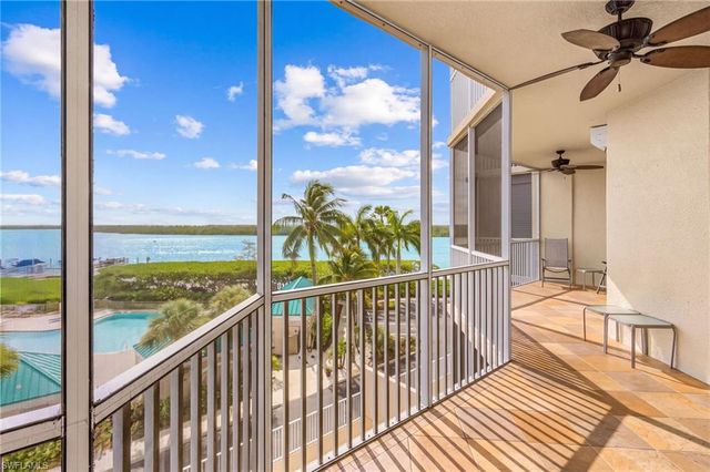 4141 Bay Beach LN 442, Fort Myers Beach, FL 33931